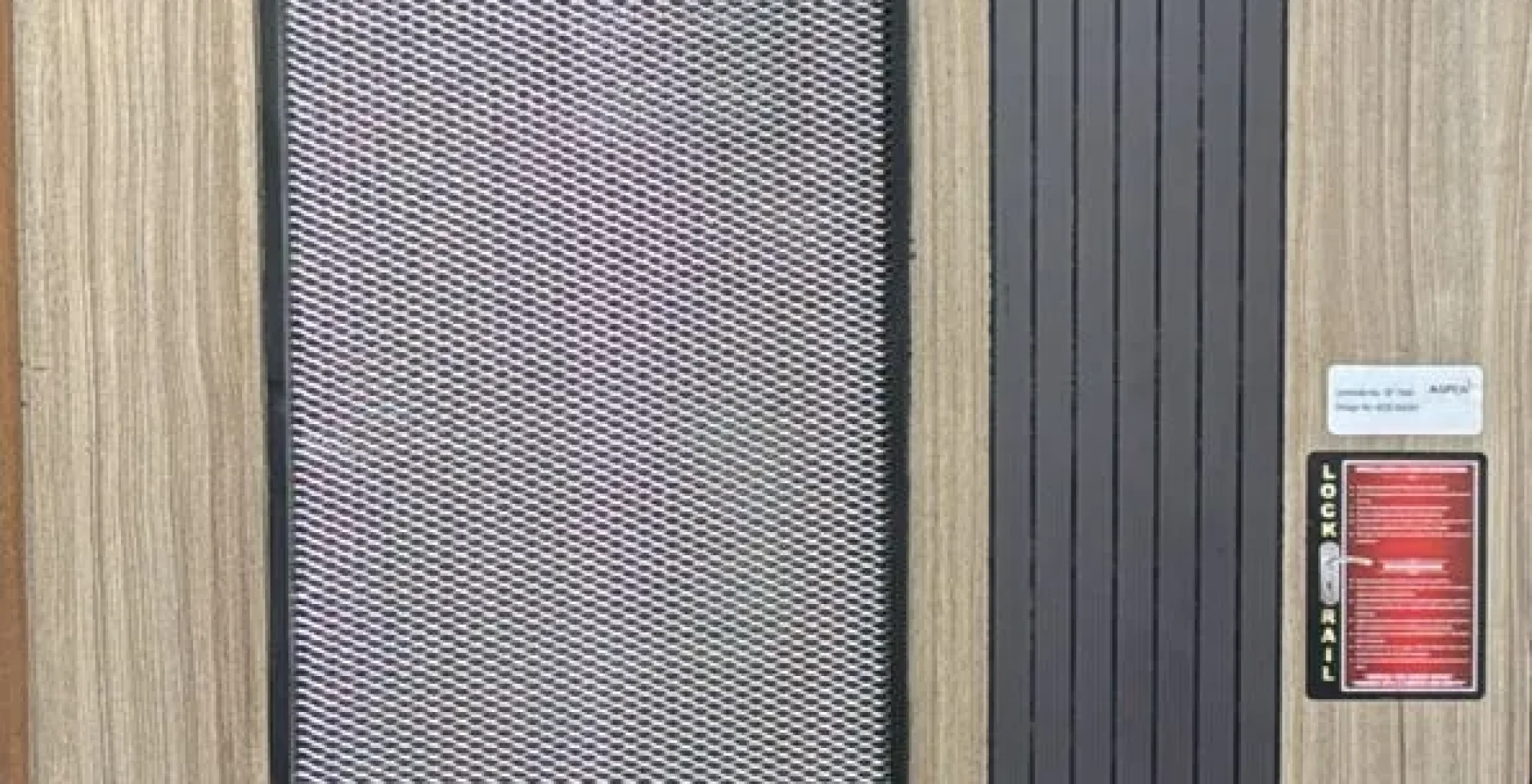 Veneer Flush doors
